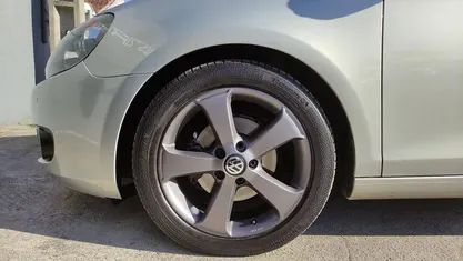 Cinza prata Usado 2012 VW Golf VII Cup Citadino | € 11.900 (Preço justo)