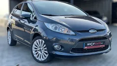 Cinza Usado 2010 Ford Fiesta Titanium Citadino | € 6.990 (Preço justo)