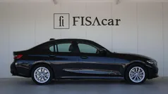 Preto Usado 2021 BMW 330 Sedan | € 31.700 (Preço justo)