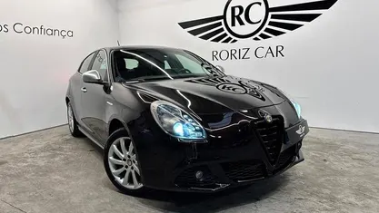 Preto Usado 2011 Alfa Romeo Giulietta Progression | € 9.490 (Preço justo)