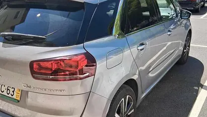 Cinzento Usado 2018 Citroën C4 PureTech Monovolume | € 8.700 (Super Preço)