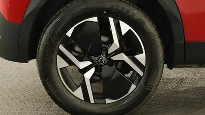 Usado 2024 Peugeot 2008 SUV | € 22.499 (Preço justo)