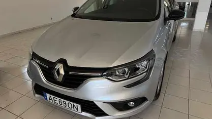 Cinzento Usado 2020 Renault Mégane GrandTour Carrinha | € 16.750 (Preço justo)