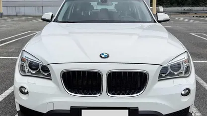 Usado BMW X1 Performance 143 HP (105 kW) 2014 Branco SUV
