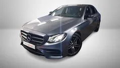 Cinza Usado 2019 Mercedes E220 Sedan | € 26.790 (Bom preço)