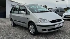 Cinzento Usado 2004 Ford Galaxy Monovolume | € 5.500 (Preço justo)
