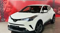 Branco Usado 2019 Toyota C-HR Comfort SUV | € 22.900 (Preço justo)