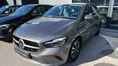 Cinzento Usado 2023 Mercedes B180 Monovolume | € 38.900 (Preço justo)