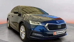 Azul Usado 2021 Skoda Octavia Sedan | € 24.990 (Preço justo)