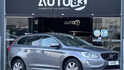 Cinzento Usado 2015 Volvo XC60 SUV | € 17.990 (Bom preço)