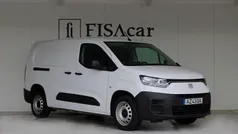 Branco Usado 2023 Fiat Doblò Monovolume | € 18.500 (Preço justo)