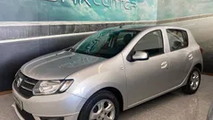 Cinzento Usado 2017 Dacia Sandero Citadino | € 8.990 (Preço justo)