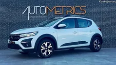 Branco Usado 2022 Dacia Sandero Expression Citadino | € 15.500 (Preço justo)