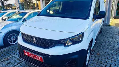 Usado 2020 Peugeot Partner Monovolume | € 12.499 (Bom preço)