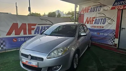 Cinza Usado 2010 Fiat Bravo Active Citadino | € 5.999 (Preço justo)