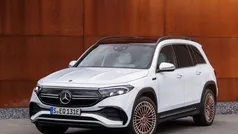 Cinzento Usado 2022 Mercedes EQB300 Progressive SUV | € 34.000 (Preço justo)