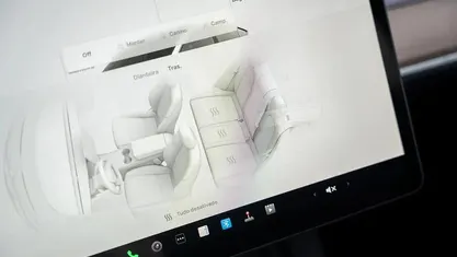 Branco Usado 2023 Tesla Model Y SUV | € 32.900 (Preço justo)