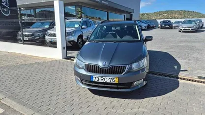 Usado Skoda Fabia 90 HP (66 kW) 2016