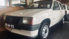 Branco Usado 1987 Opel Corsa | € 4.000