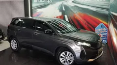 Cinzento Usado 2023 Peugeot 5008 Active Monovolume | € 29.399 (Bom preço)