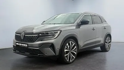 Cinza Usado 2023 Renault Austral Iconic SUV | € 25.750 (Super Preço)