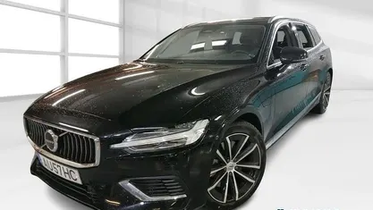 Usado 2022 Volvo V60 Carrinha | € 33.200 (Preço justo)