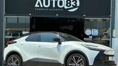 Branco Usado 2024 Toyota C-HR Lounge SUV | € 34.990 (Bom preço)