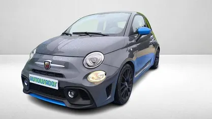 Cinzento Usado 2021 Abarth 500 | € 22.490 (Preço justo)