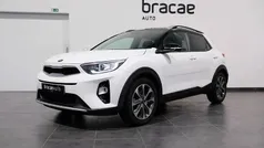 Branco Usado 2019 Kia Stonic EX SUV | € 14.900 (Preço justo)