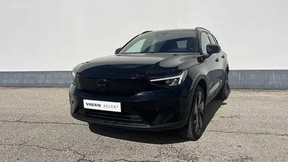Preto Usado 2024 Volvo EX40 SUV | € 49.950 (Preço justo)