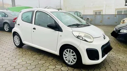 Usado Citroën C1 SELECTION 68 HP (50 kW) 2014 Citadino