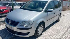 Cinza Usado 2008 VW Touran Conceptline Monovolume | € 8.900