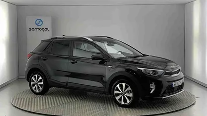 Preto Usado 2025 Kia Stonic SUV | € 17.990 (Bom preço)