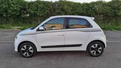 Branco Usado 2016 Renault Twingo Night&Day Citadino | € 9.500 (Preço justo)