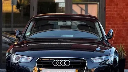 Cinzento Usado 2013 Audi A5 Premium Citadino | € 15.990 (Bom preço)