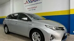 Cinzento (metalizado) Usado 2014 Toyota Auris Touring Sports Comfort Carrinha | € 11.250 (Preço justo)