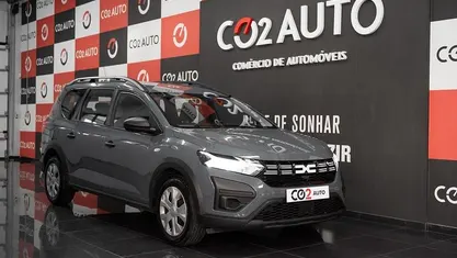 Usado 2023 Dacia Jogger Essentiel Monovolume | € 15.900 (Preço justo)