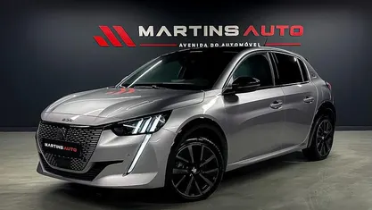 Cinza Usado 2023 Peugeot e-208 GT Citadino | € 22.990 (Preço justo)
