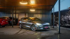 Cinzento Usado 2020 Ford Focus ST-Line Carrinha | € 15.890 (Preço justo)