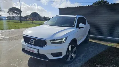 Usado Volvo XC40 Momentum 190 HP (139 kW) 2018 Branco SUV