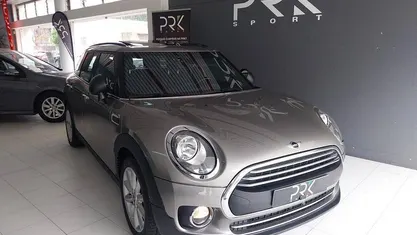 Usado Mini Clubman 116 HP (85 kW) 2016 Cinzento Carrinha