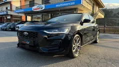 Preto Usado 2023 Ford Focus ST-Line | € 22.990 (Preço justo)