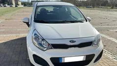 Usado 2014 Kia Rio Citadino | € 6.765 (Bom preço)