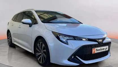 Usado 2022 Toyota Corolla Comfort Carrinha | € 23.990 (Preço justo)