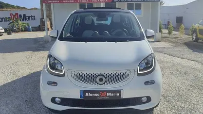 Branco Usado 2015 Smart ForFour Passion Citadino | € 9.950 (Preço justo)