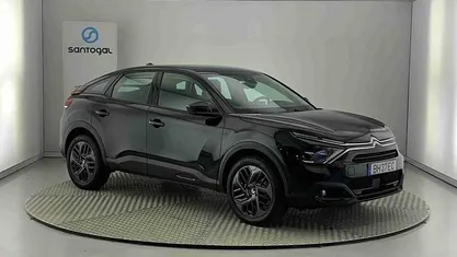 Preto Usado 2024 Citroën C4 | € 25.200 (Preço justo)