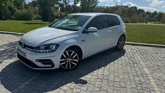 Branco Usado 2017 VW Golf R-line Coupé | € 19.900 (Preço justo)