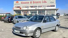 Cinza Usado 1999 Toyota Corolla Sedan | € 3.750