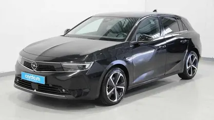 Usado Opel Astra 131 HP (96 kW) 2023 Preto Citadino