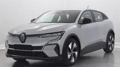 Cinza Usado 2022 Renault Mégane Equilibre | € 23.490 (Preço justo)